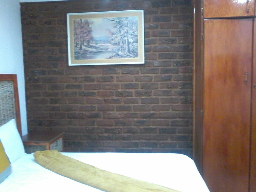 Aliwal Villa Guest Lodge Exterior photo